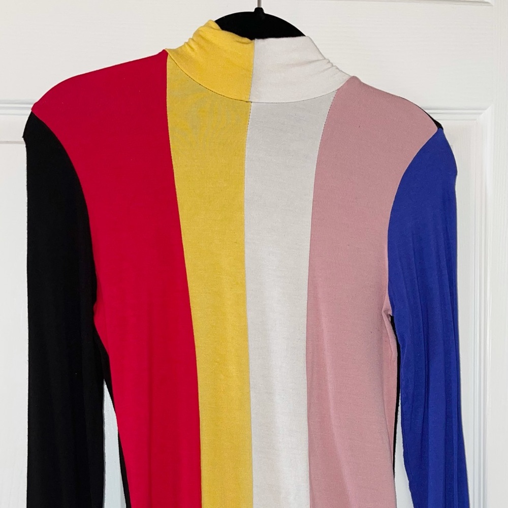 Striped color long sleeve turtleneck top